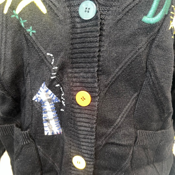 Black Graphic Women's Cardigan - Picture 5 of 6